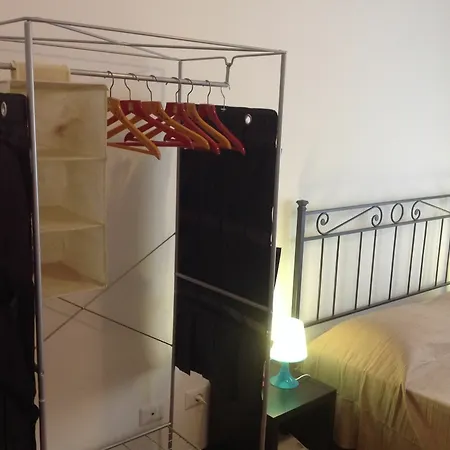 Interno 8 *